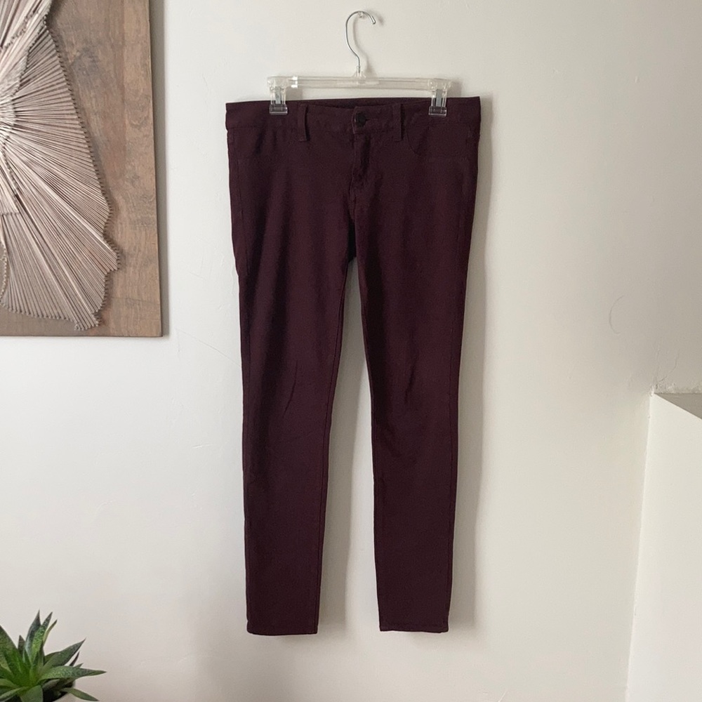 ❤️ Maroon Jeggings